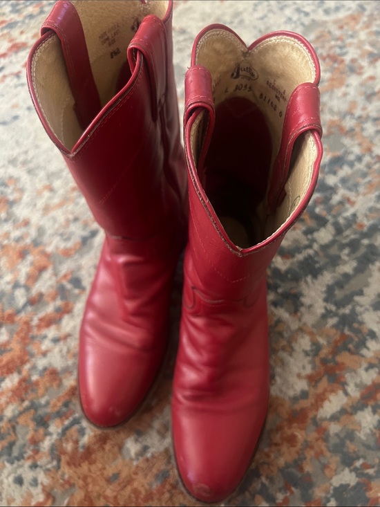 Justin Boots Shoes - Vintage justin’s Leather Women's Western Boots - Classic Cowgirl Style